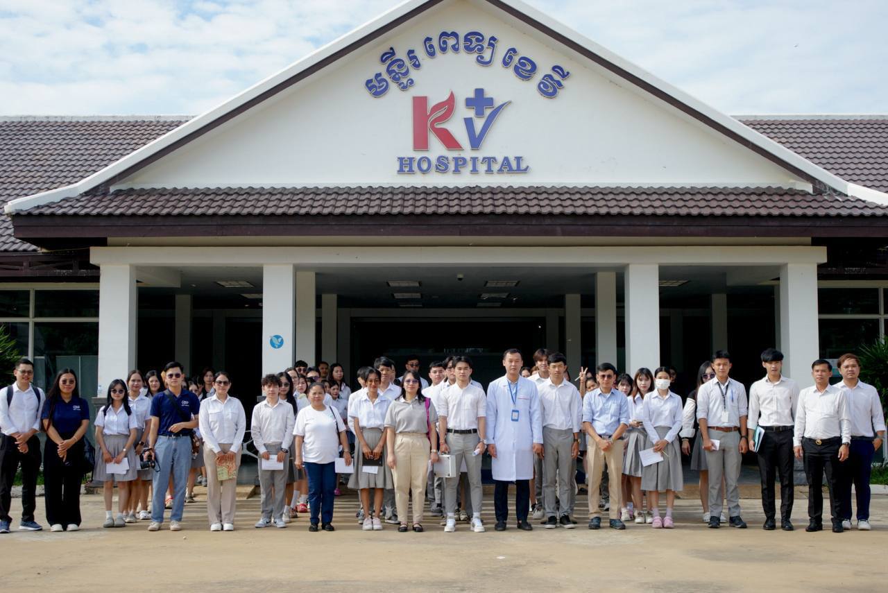 News University Visit Image 1